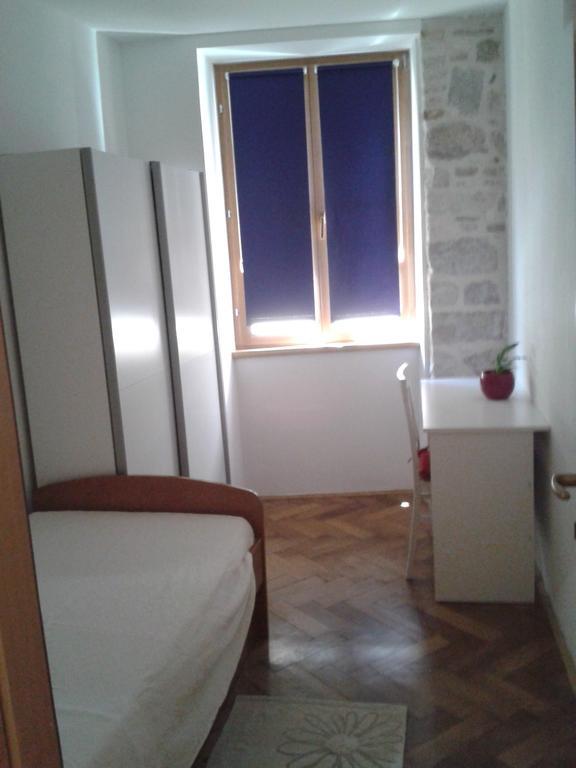 Old Town Apartment Mila Сплит Номер фото